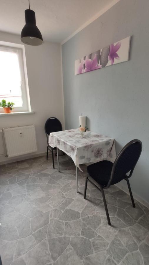 Thamy'S Homestay 2 Rostock Bagian luar foto